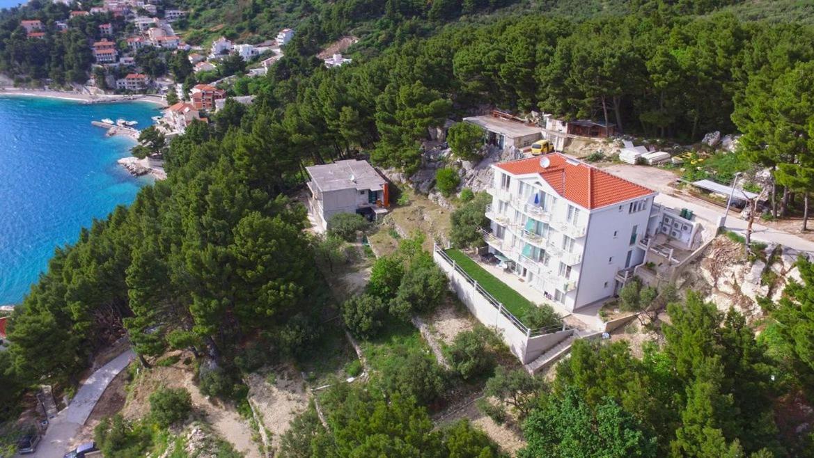 Villa Issea Brela Exterior photo