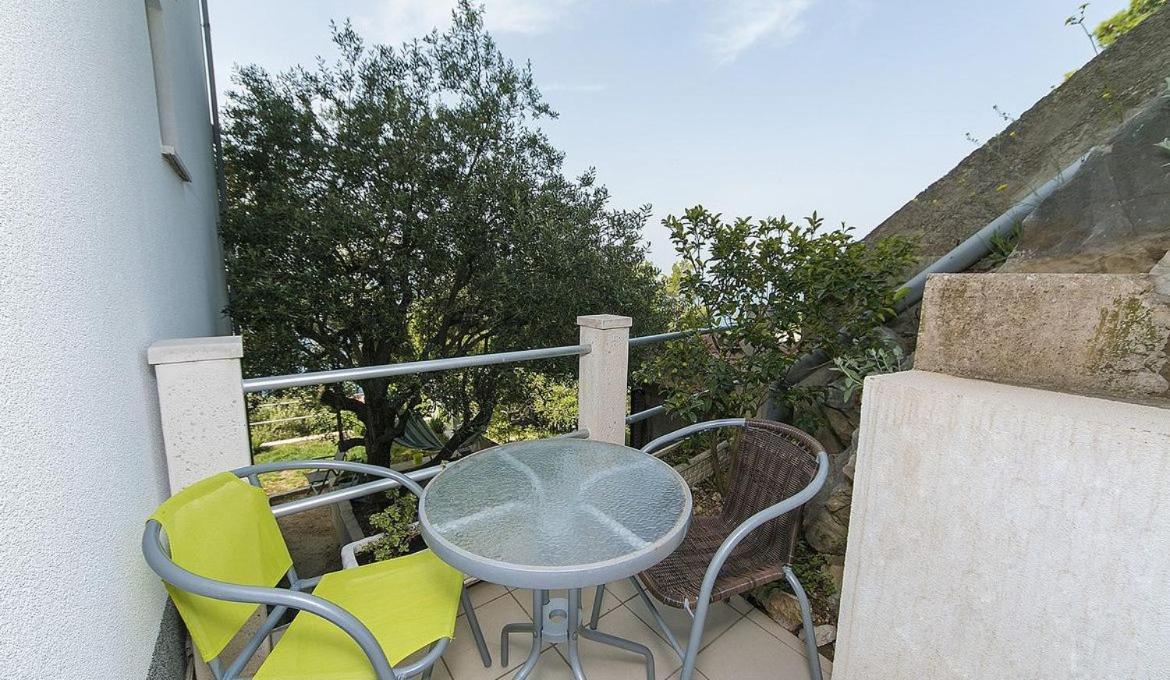 Villa Issea Brela Exterior photo